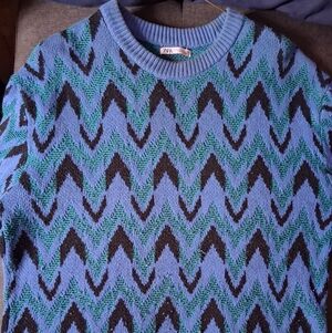 Men's ZARA Blue and Green Chevron Sweater